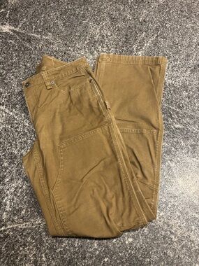 Duluth Trading Co Women's Cargo Jeans in Brown